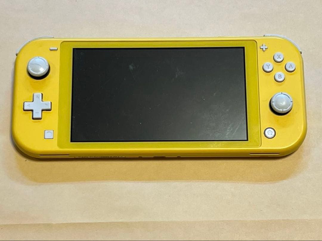 Nintendo Switch Lite イエロー 専用アダプター、SDカード付