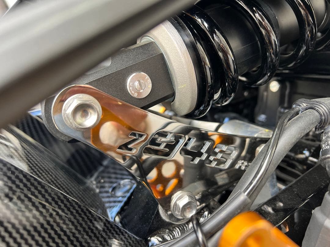 Z900RS リンクプレート