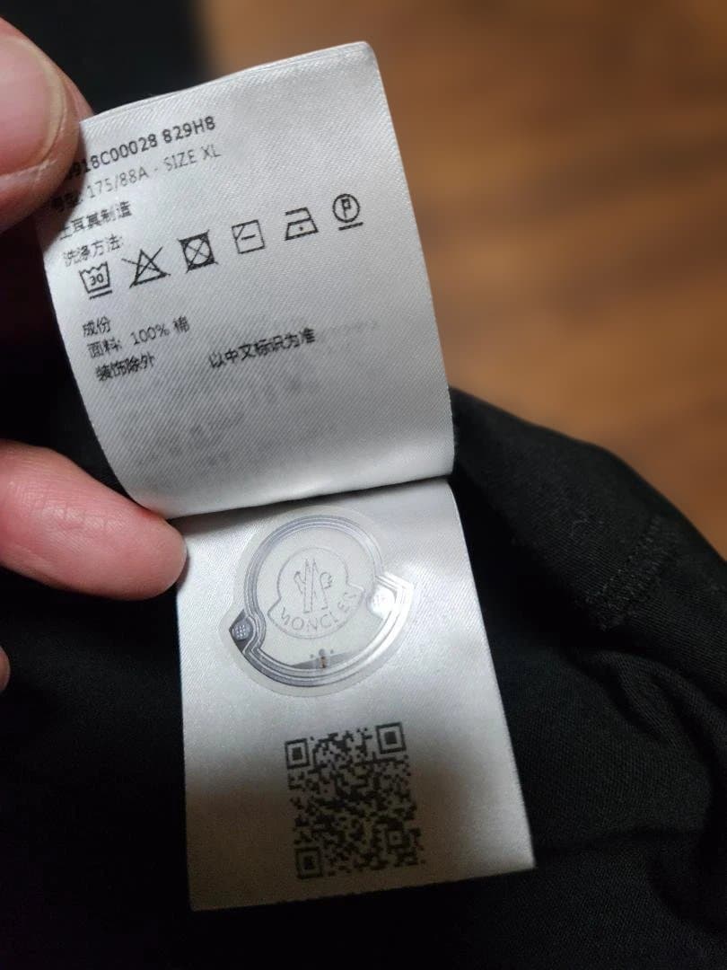 MONCLER ブラック TシャツサイズXL