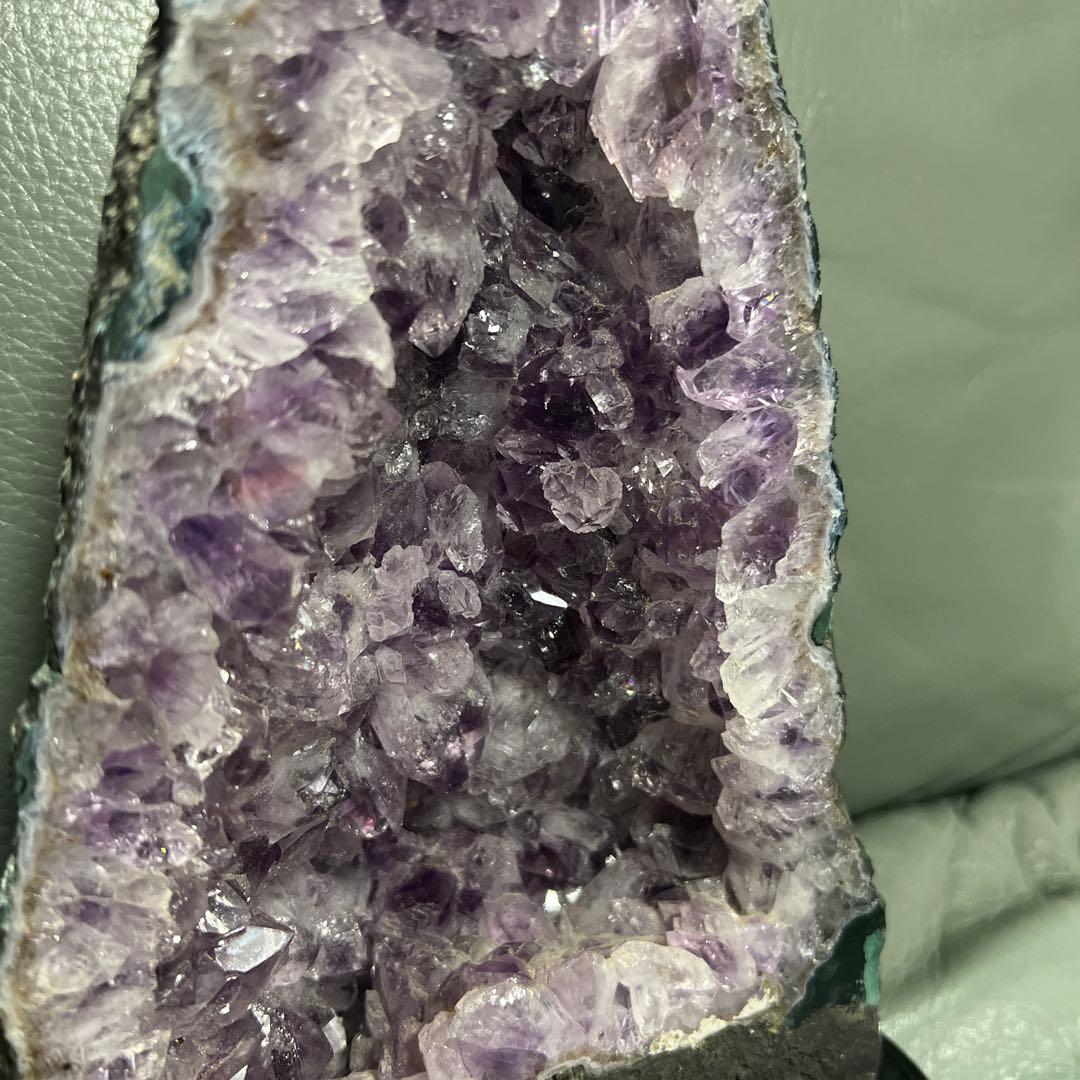 年始特価！アメジストドーム　24cm2.5kg カルサイト13cm2.4kg