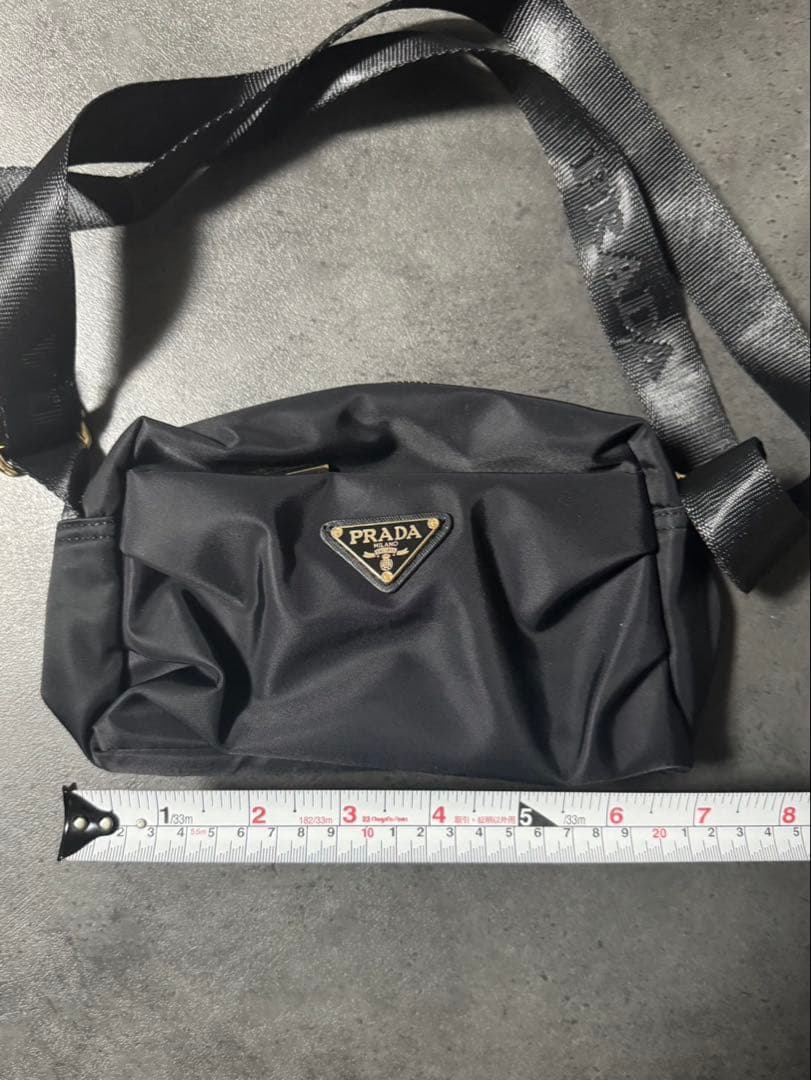 PRADA ノベルティ ショルダーバック
