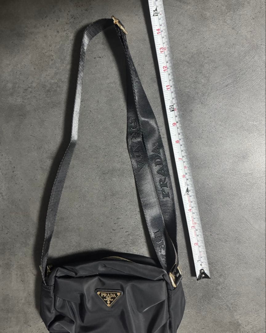 PRADA ノベルティ ショルダーバック