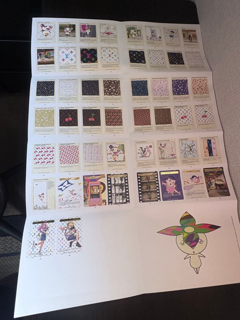 チ*コ様 LV 村上隆コラボ VIP限定トレカ　カード無　ルイヴィトン