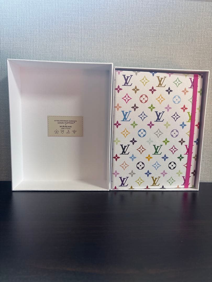 チ*コ様 LV 村上隆コラボ VIP限定トレカ　カード無　ルイヴィトン