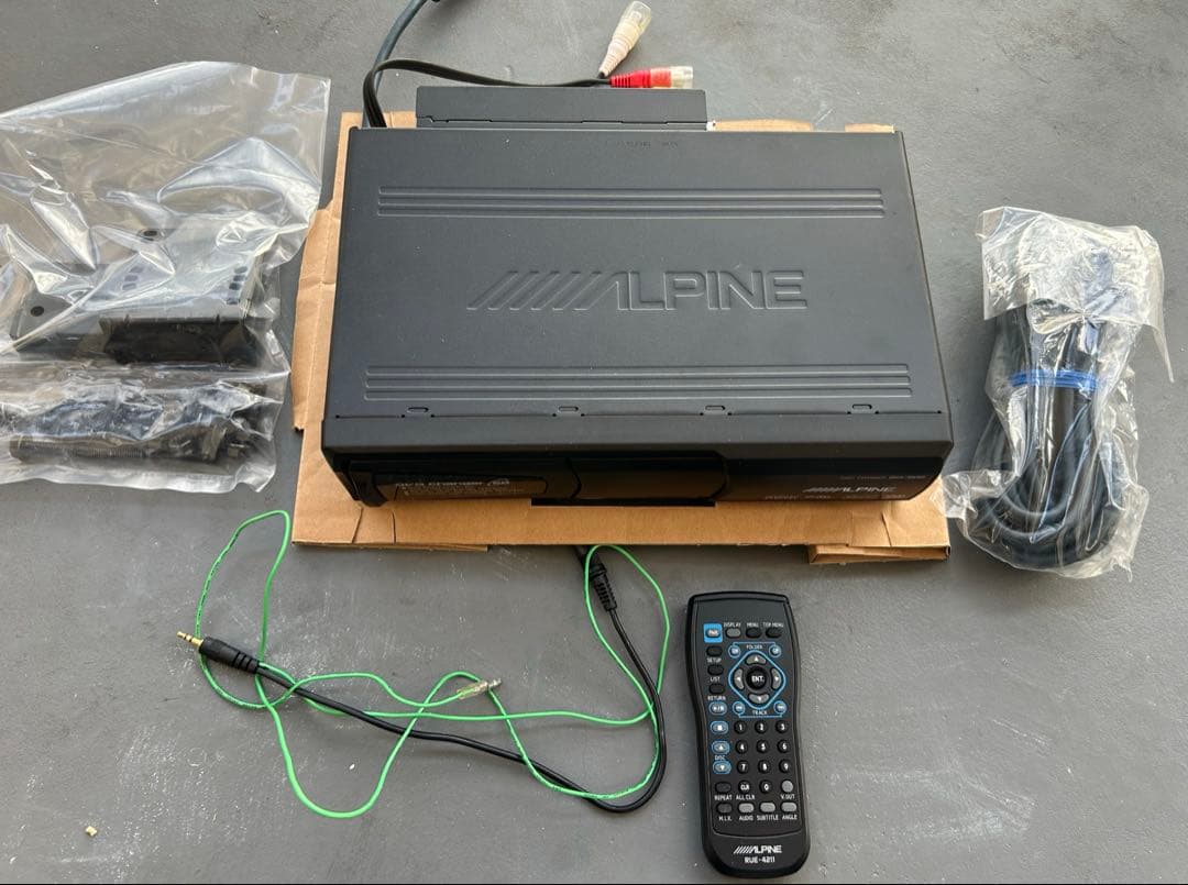 アルパイン　DVDチェンジャー　DHA-S690