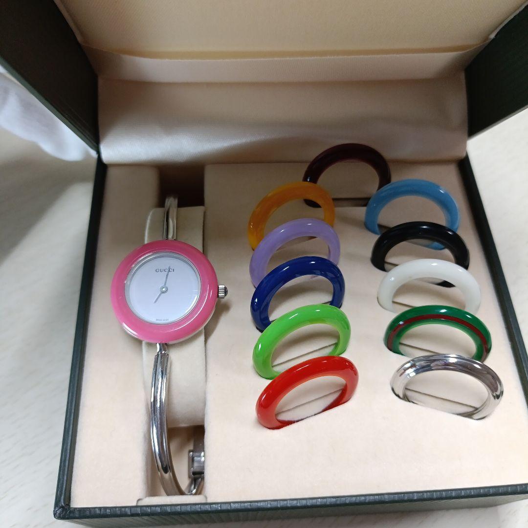 貴重なシルバー　GUCCI ベゼルチェンジ 時計　電池交換済