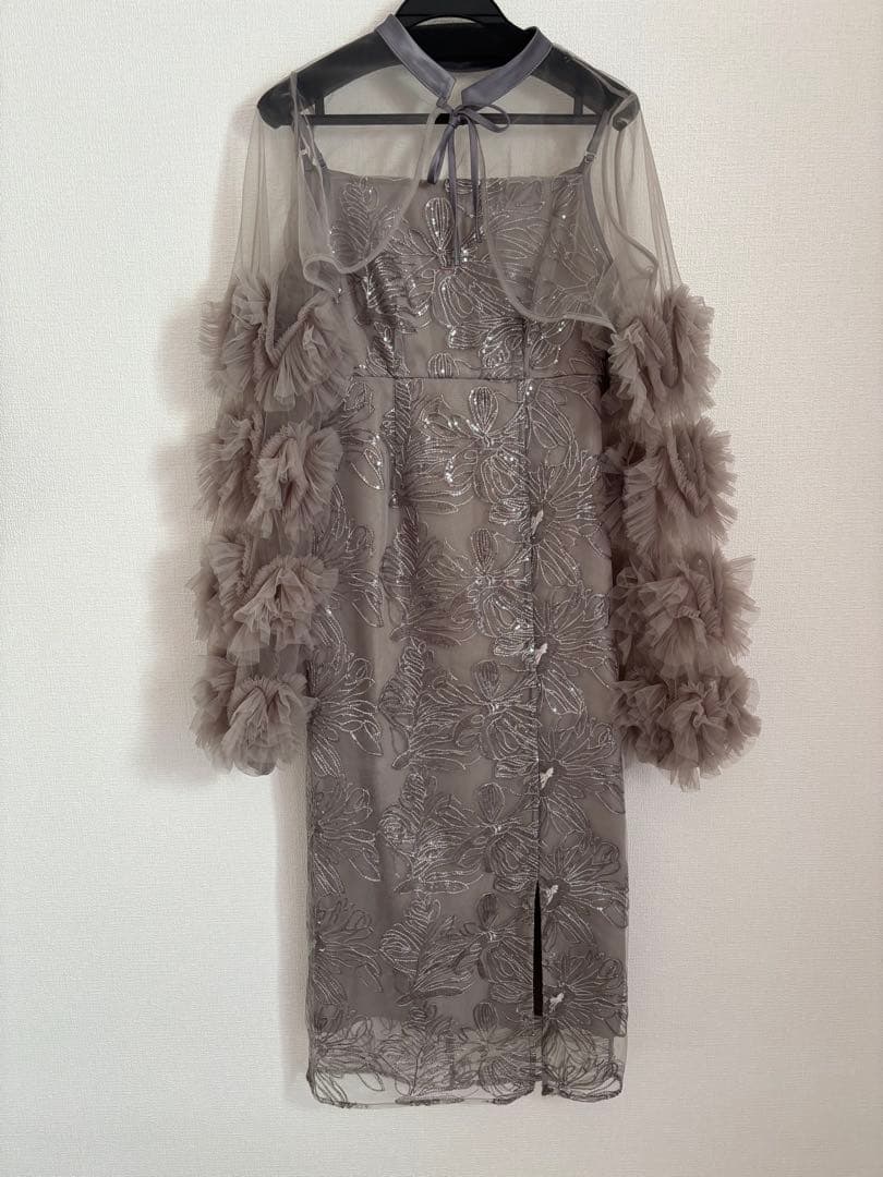 《LEJA 》フリルチュールスリーブリボンIラインワンピースドレス結婚式二次会