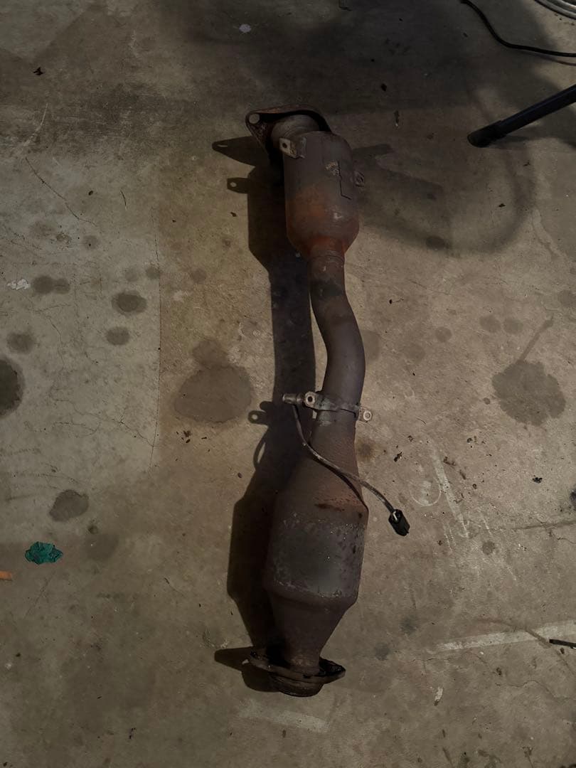 C11 ティーダ 触媒