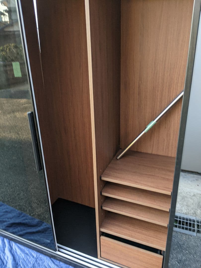 大塚家具ワードローブ「RENNELL レンネル」幅182cm ガラス扉 引き戸