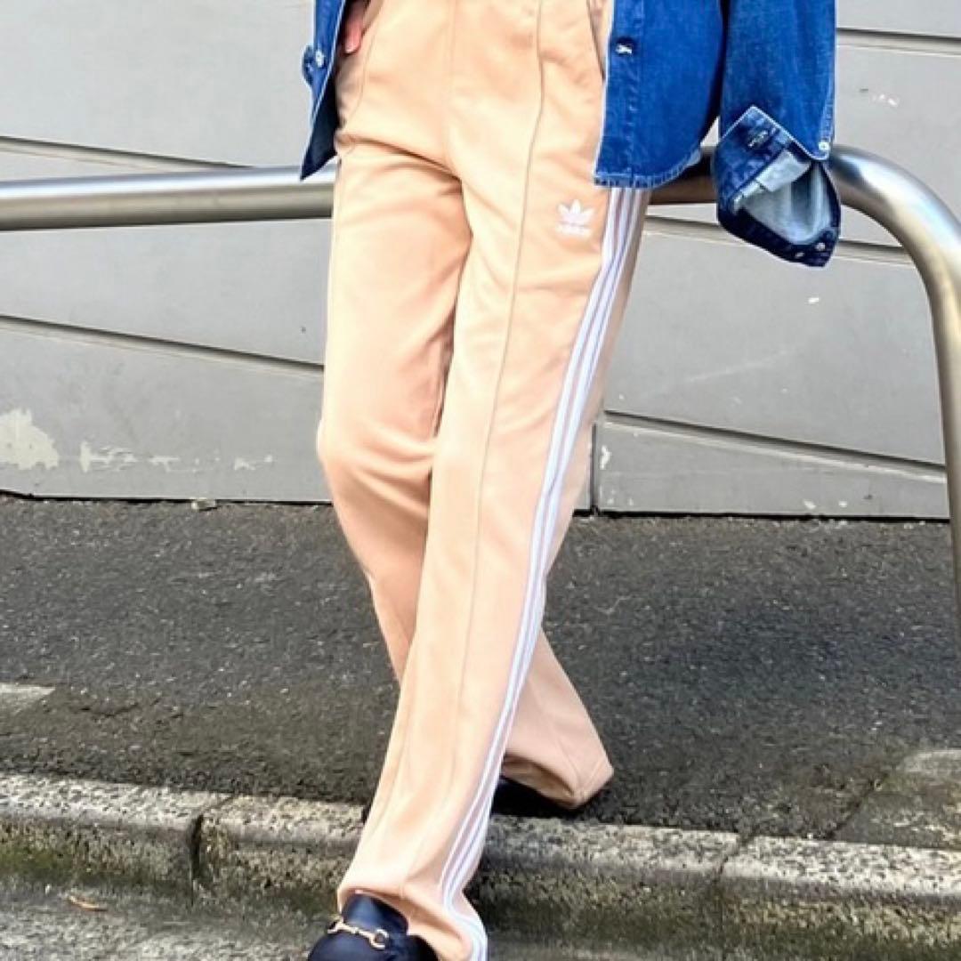 ブ*チ様 adidas アディカラー　70s トラックパンツ　ベージュ