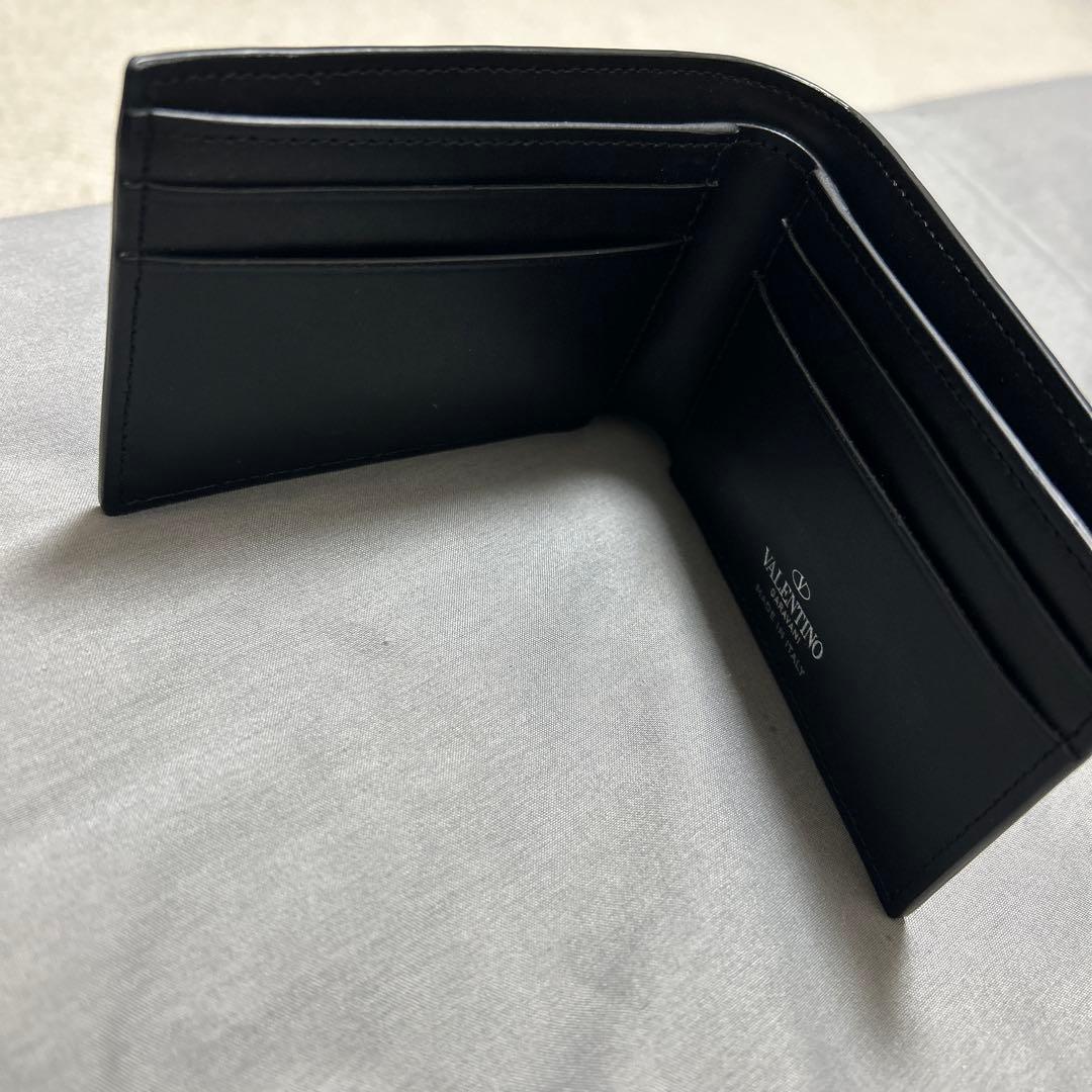 VALENTINO ブラック 二つ折り財布