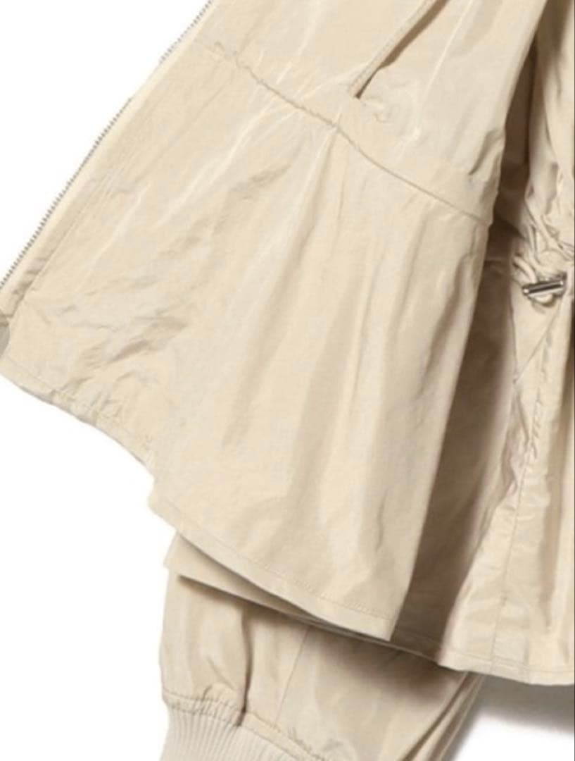 エストネーション　ESTNATION ナイロンタフタ　ペプラムブルゾン