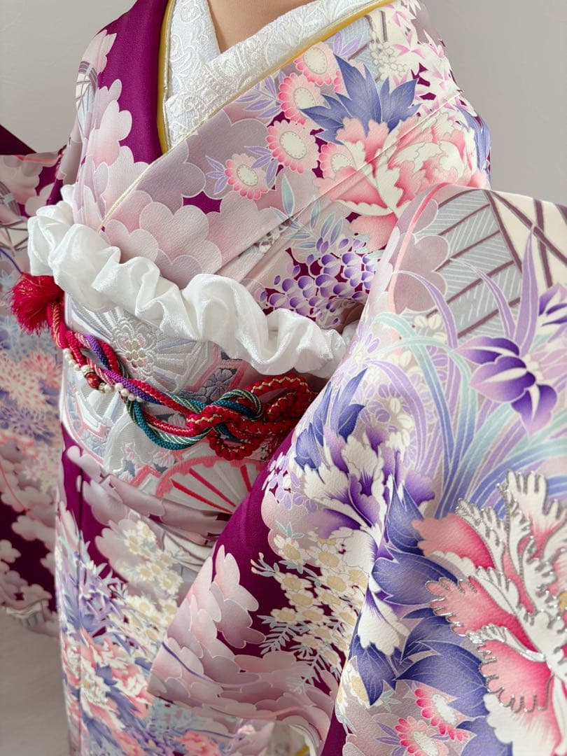正絹振袖フルセット　豪華　銀彩　袋帯刺繍　紫色とピンク色　牡丹成人式