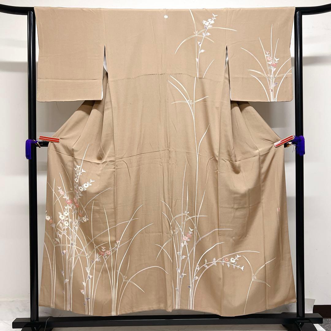 作家もの　付け下げ　花模様　着物　001k