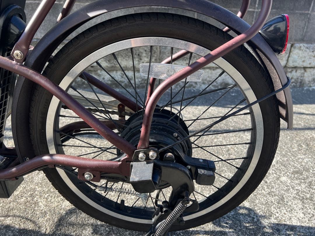 air bike 20インチ　電動アシスト自転車 ブラウン 前面バスケット