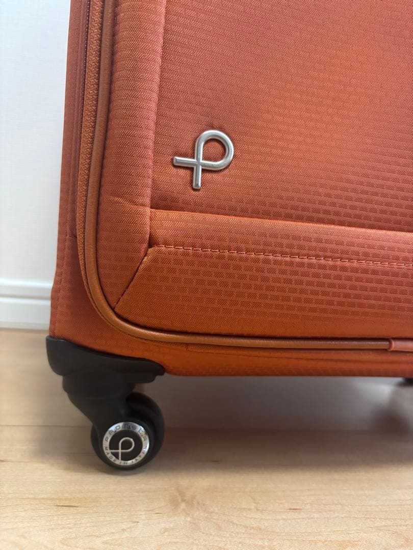 プロテカ　オレンジ キャリーケース 4輪 前面ポケット付き