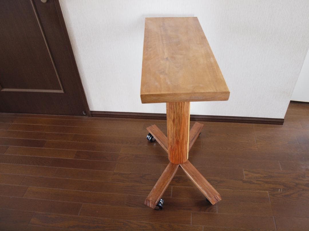 カフェテーブル　サイドテーブル　70x40x高79cm　キャスター付き　北山杉