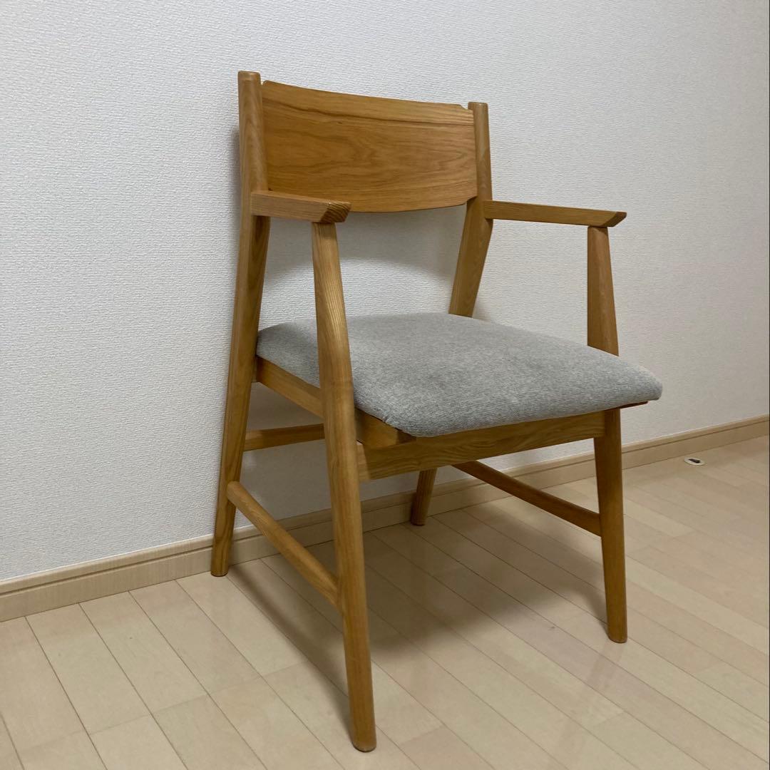 ウニコ unico シグネ SIGNE シリーズ ダイニングチェア　肘掛あり