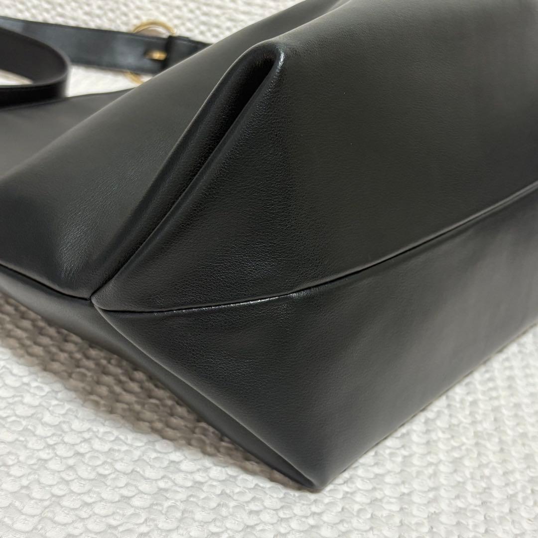 サロンアダムエロペ　スプリットレザーバケットバッグ 【A4対応】