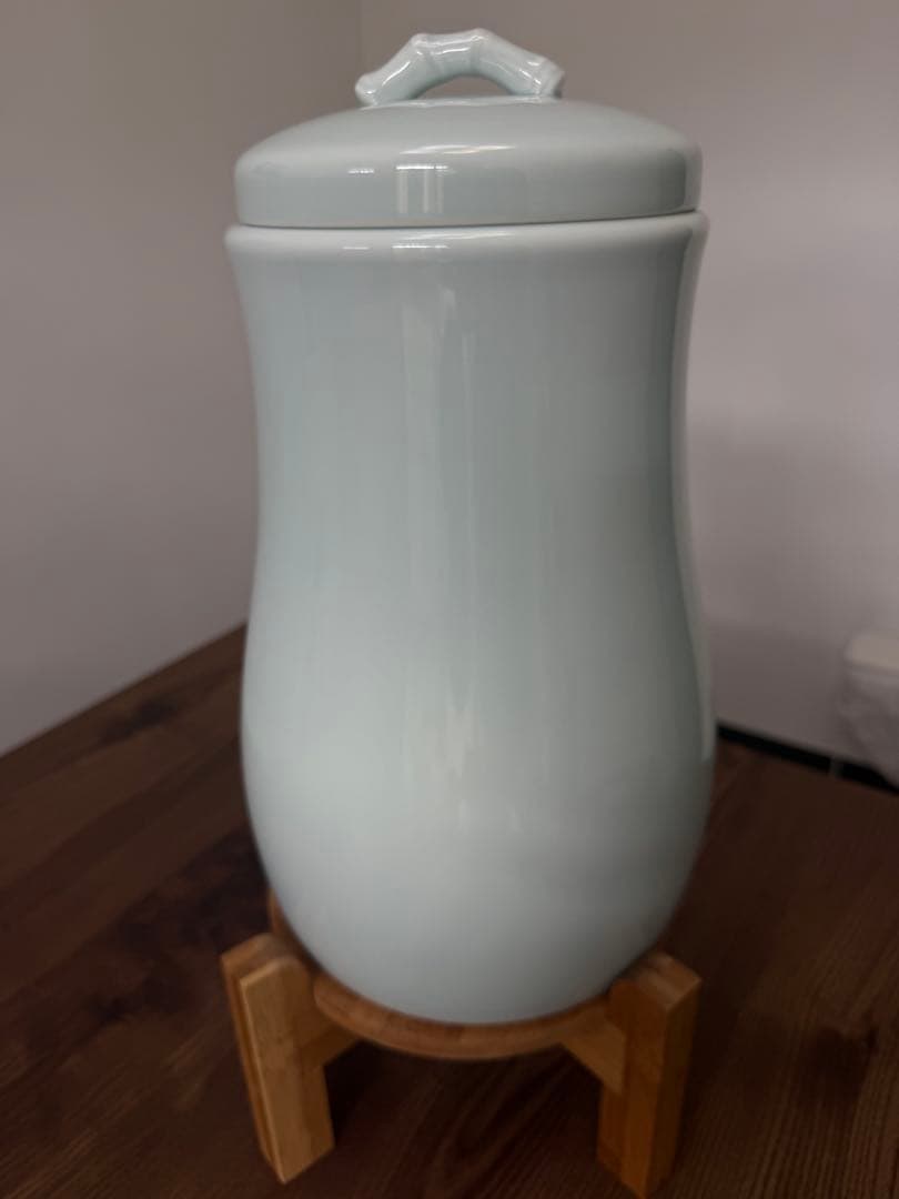 値下げ　完売品　セラミック製陶器浄水器 百年のしずく 青磁笹 3L 未使用品