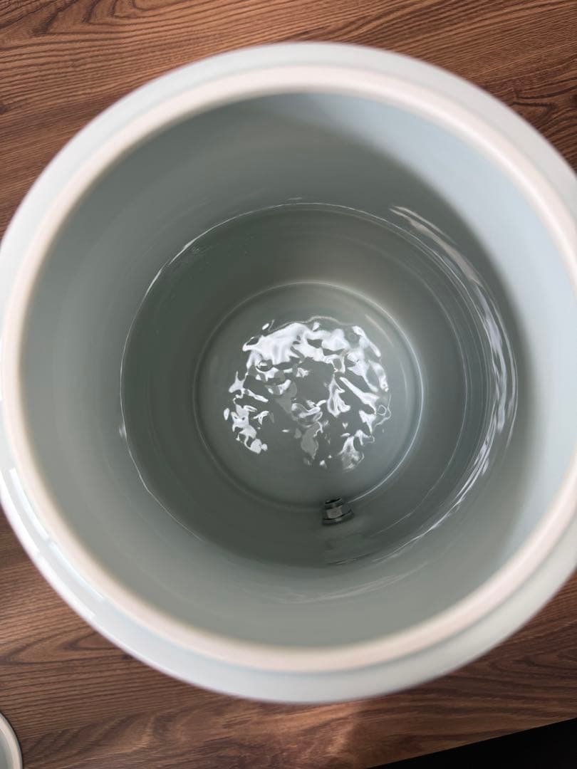 値下げ　完売品　セラミック製陶器浄水器 百年のしずく 青磁笹 3L 未使用品