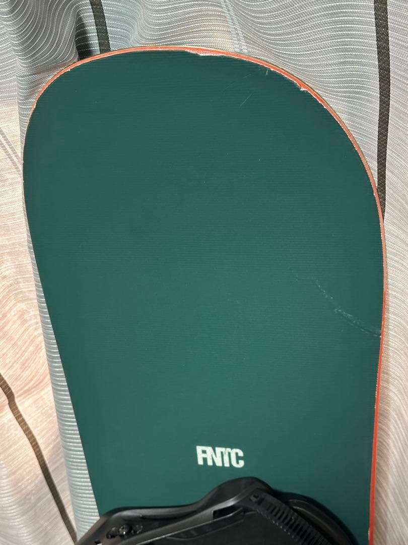 FNTC TNT® スノーボードセット