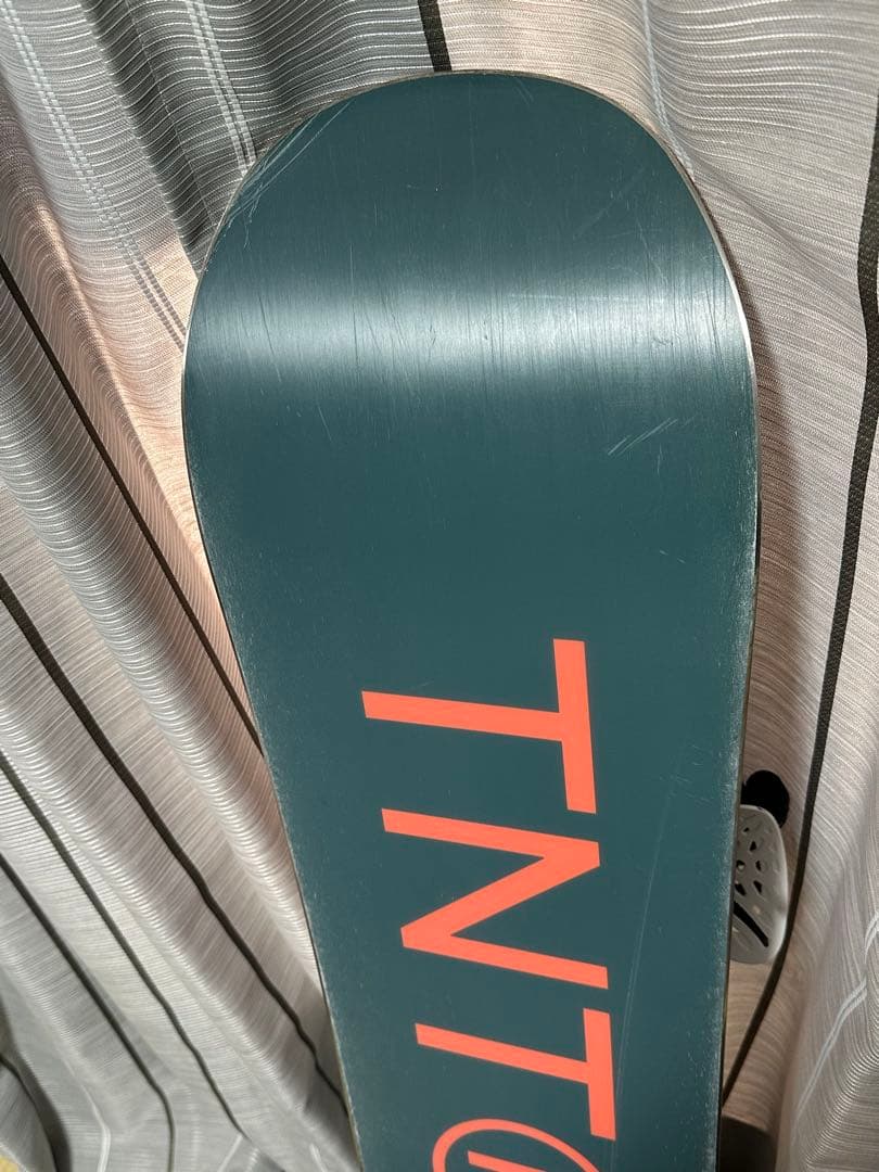 FNTC TNT® スノーボードセット