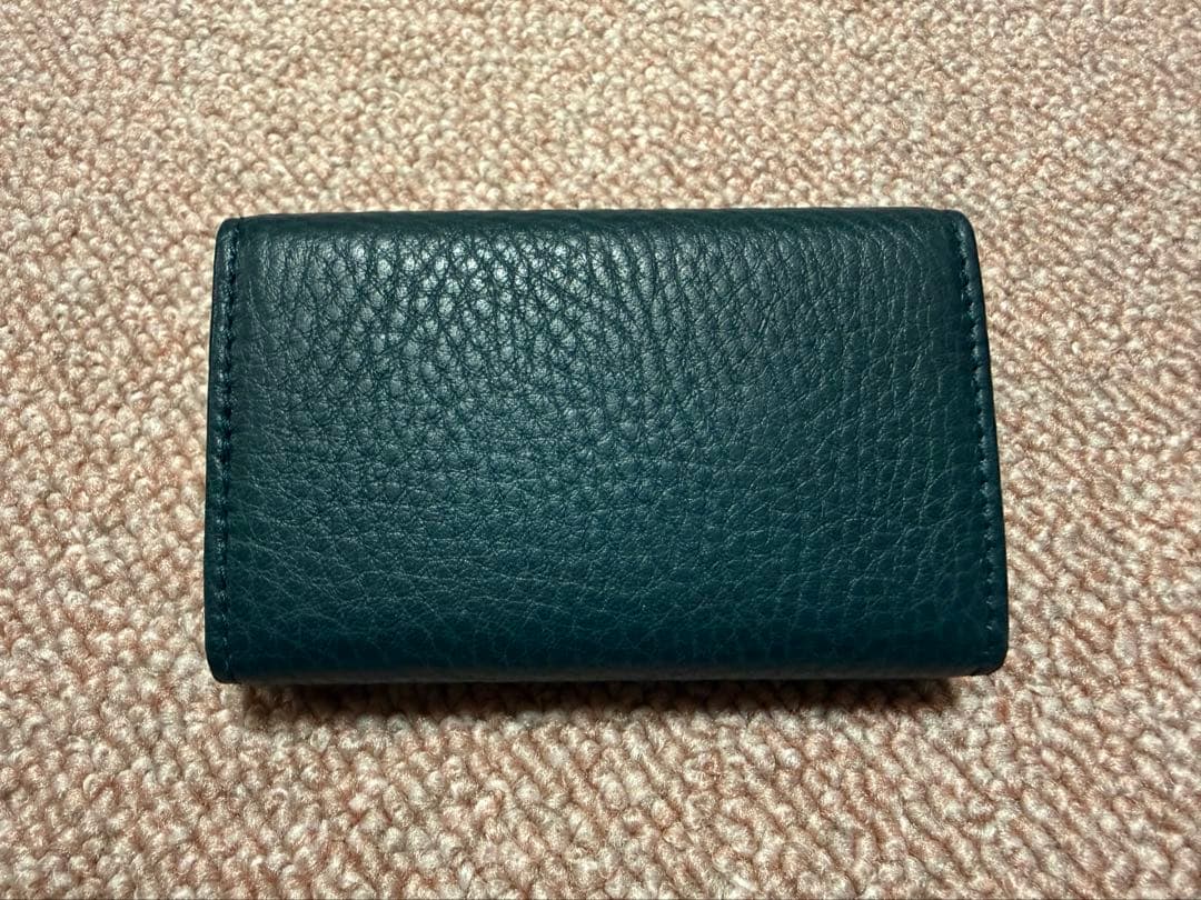 【新品未使用】サルヴァトーレフェラガモ キーケース 6連 レザー キーリング箱付