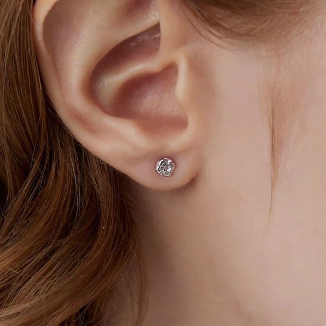 【最終値下げ価格】4°C K10ホワイトゴールドピアス