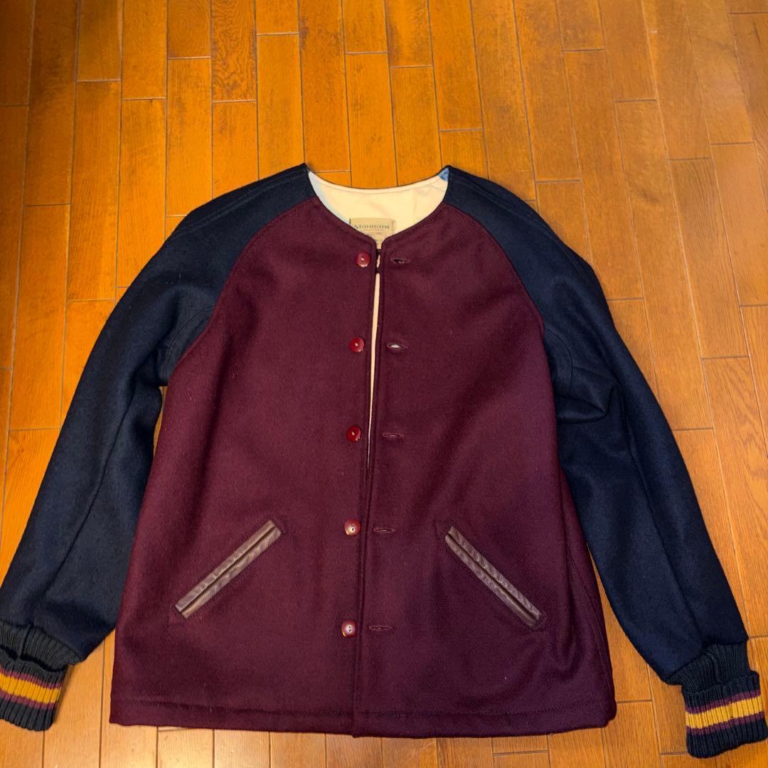 スクーカムのウール混合 スタジャン ワインレッド ネイビー