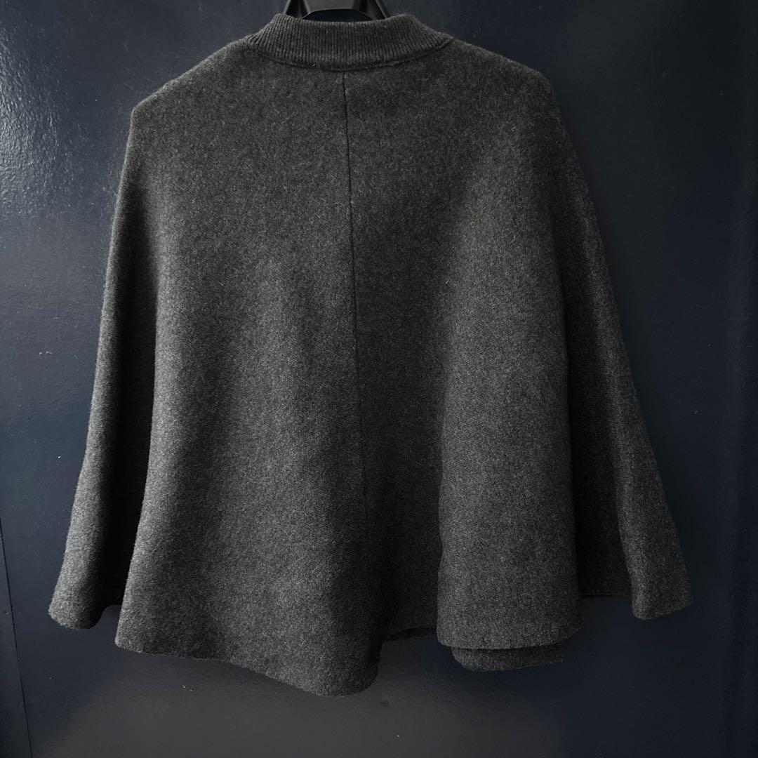 ZARAニットポンチョ