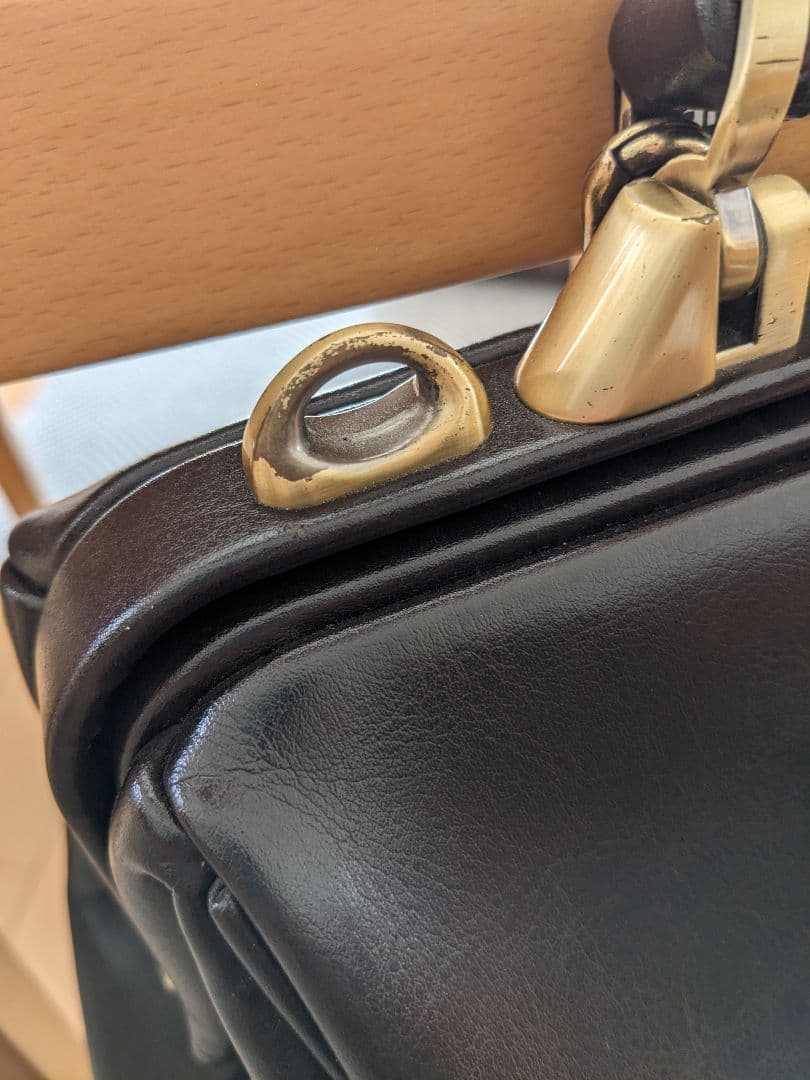 限定デザイン！ YOUTA ダレスバッグ Mサイズ チョコ（ブラウン）