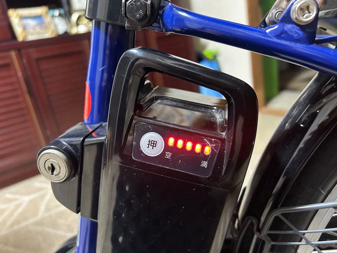 隠*蔵様 兵庫県神戸市より！電動自転車パナソニック ビビYX 2023年製とても