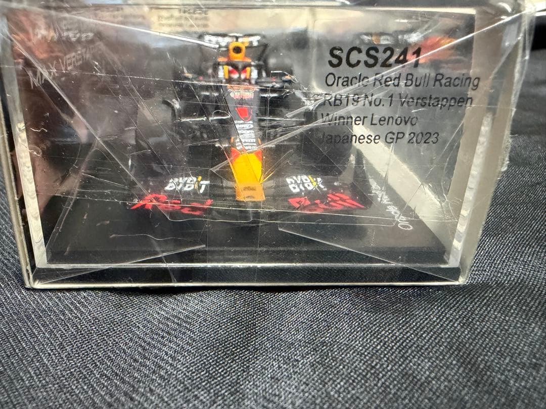 Spark 鈴鹿サーキット別注 マックス•フェルスタッペン　2023日本GP