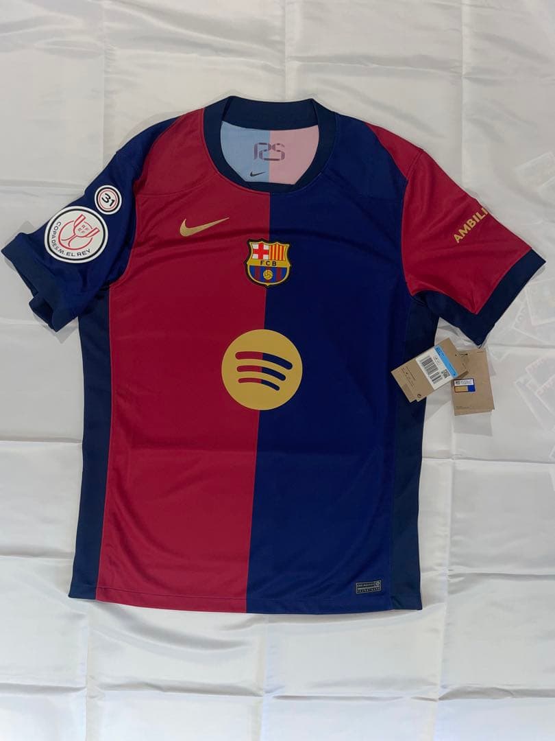 ペドリ　バルセロナ24/25ホーム　背番号8 正規品