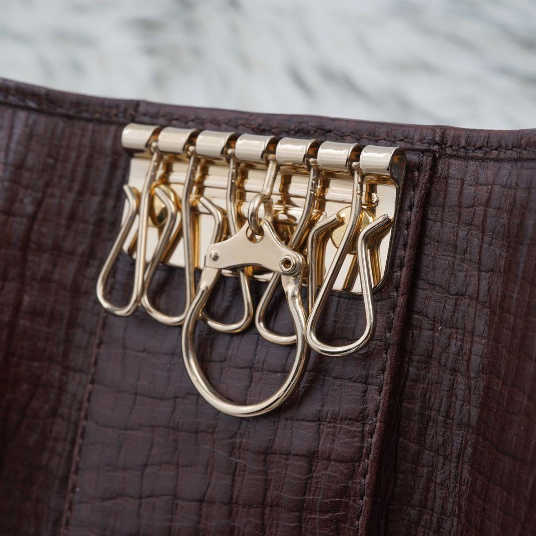 極美品　箱付き　FENDI フェンディ　キーケース　ズッカ柄　FFロゴ　ブラウン