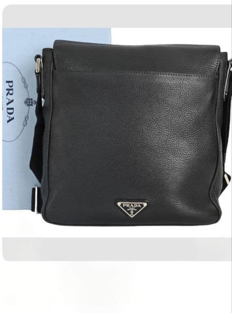 【美品】プラダ 本革 ショルダーバッグ サコッシュ 黒 三角 斜め掛け