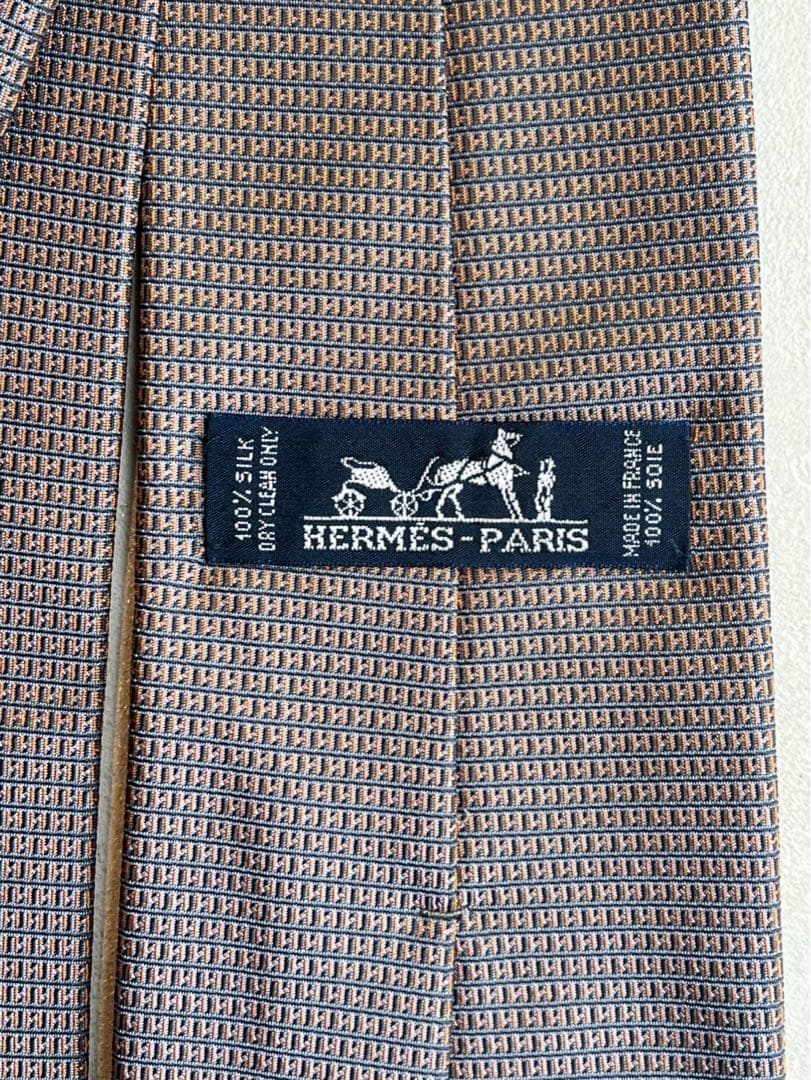 【新品未使用】エルメス H総柄　シルクネクタイ グレー系　シルク100%