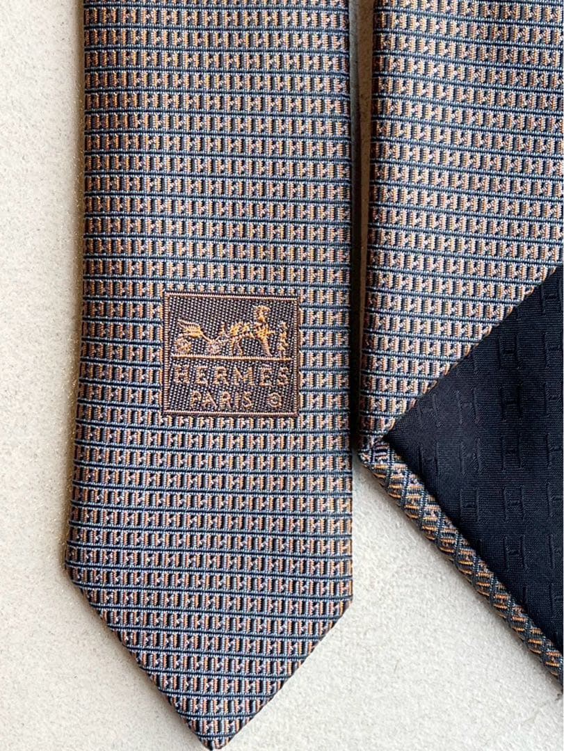 【新品未使用】エルメス H総柄　シルクネクタイ グレー系　シルク100%