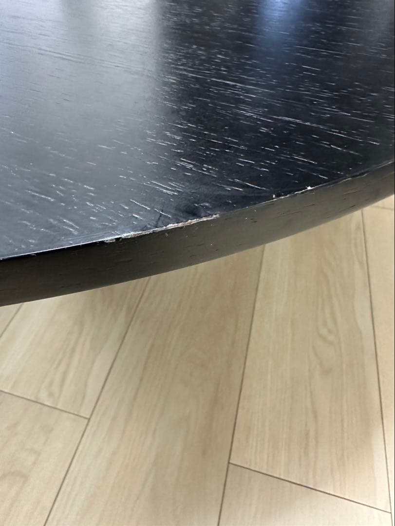 アルモニア　Majakka 円形センターテーブル