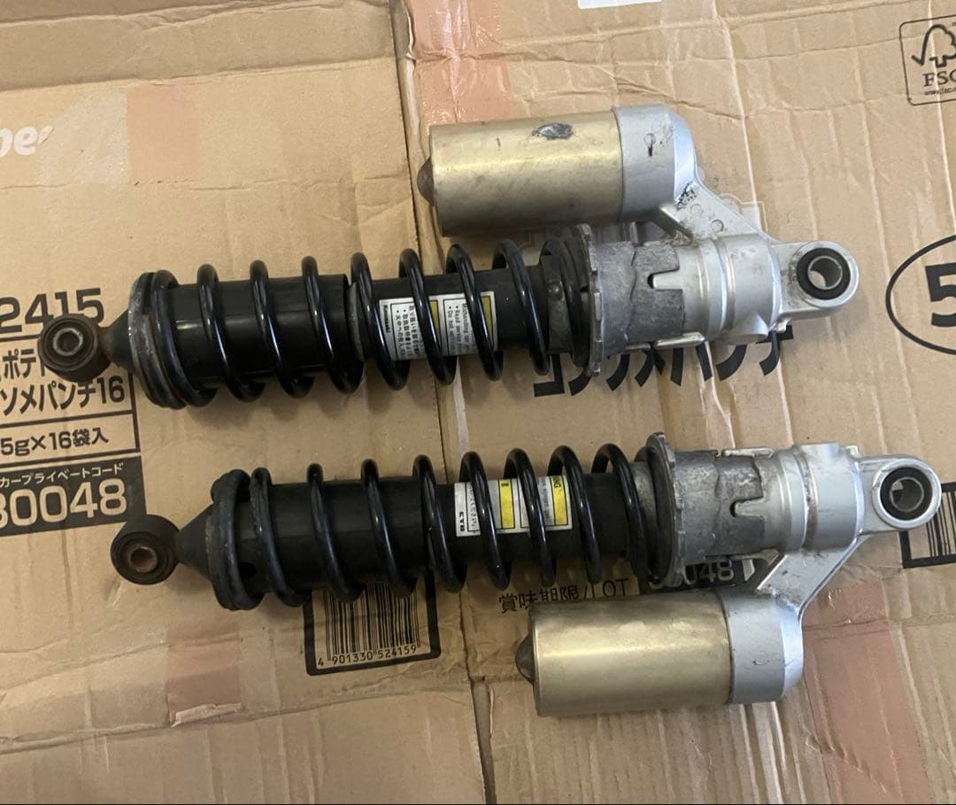 ZRX400 後期 純正サスペンション　リアサス KYB カヤバ