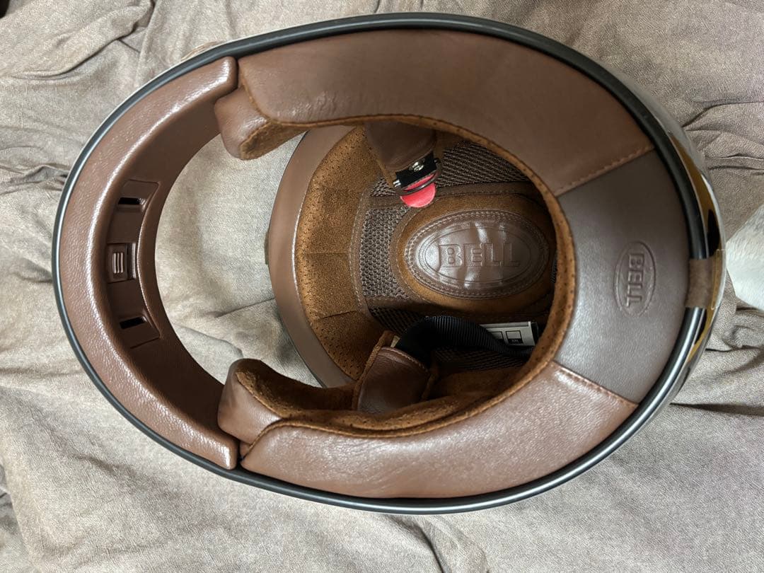 Bell Bullitt ベル ブリット グロスブラック Lサイズ