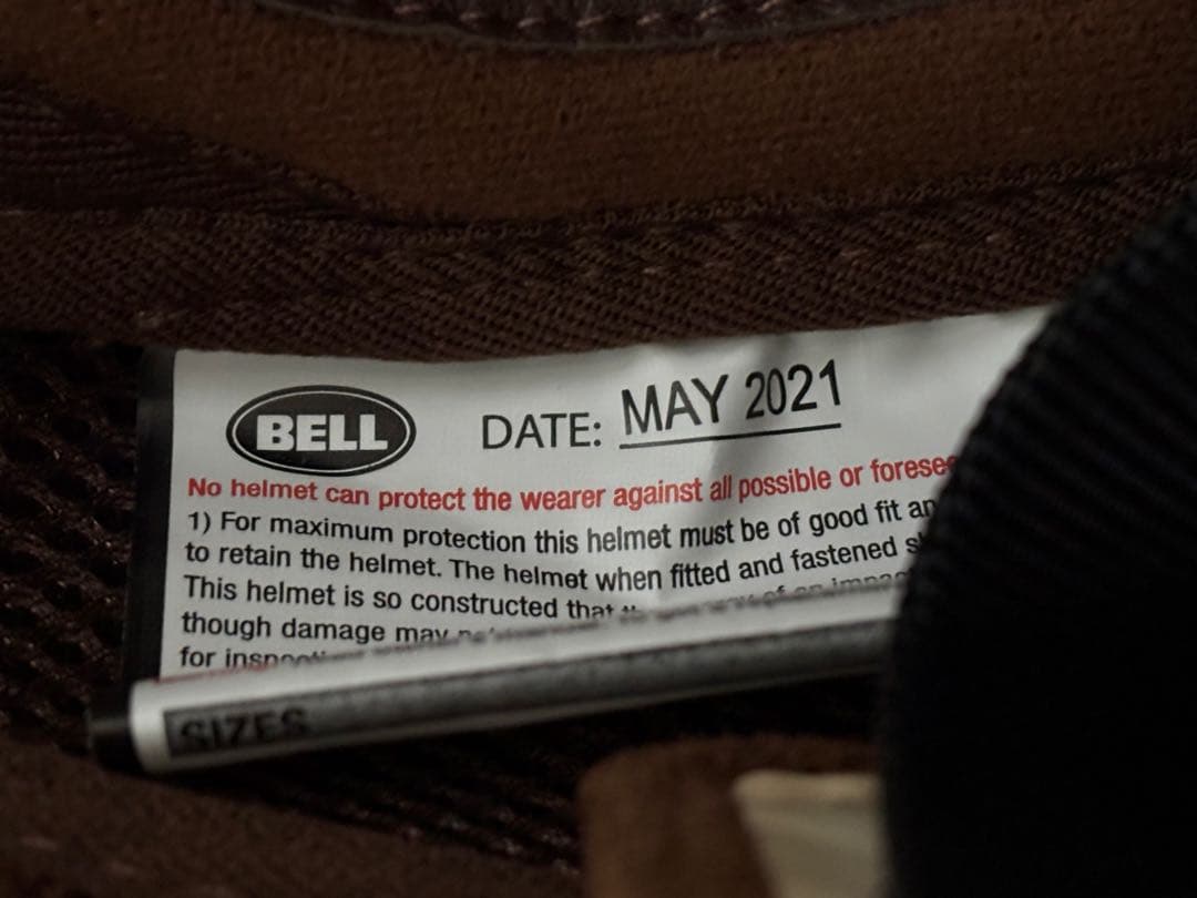 Bell Bullitt ベル ブリット グロスブラック Lサイズ