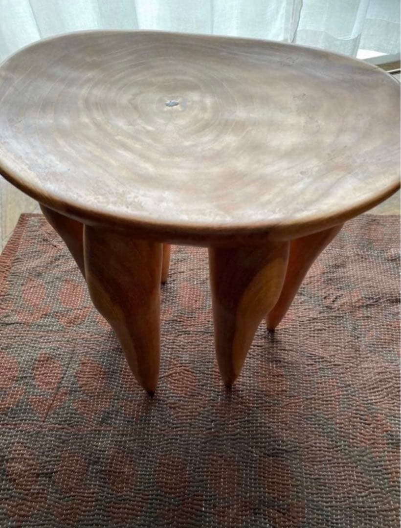 セヌフォスツール1点