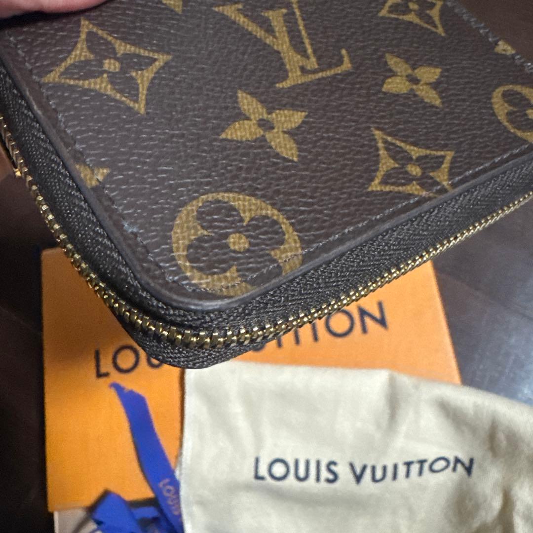 ヴィトン ヴィヴィエンヌ ケース パース 日本限定