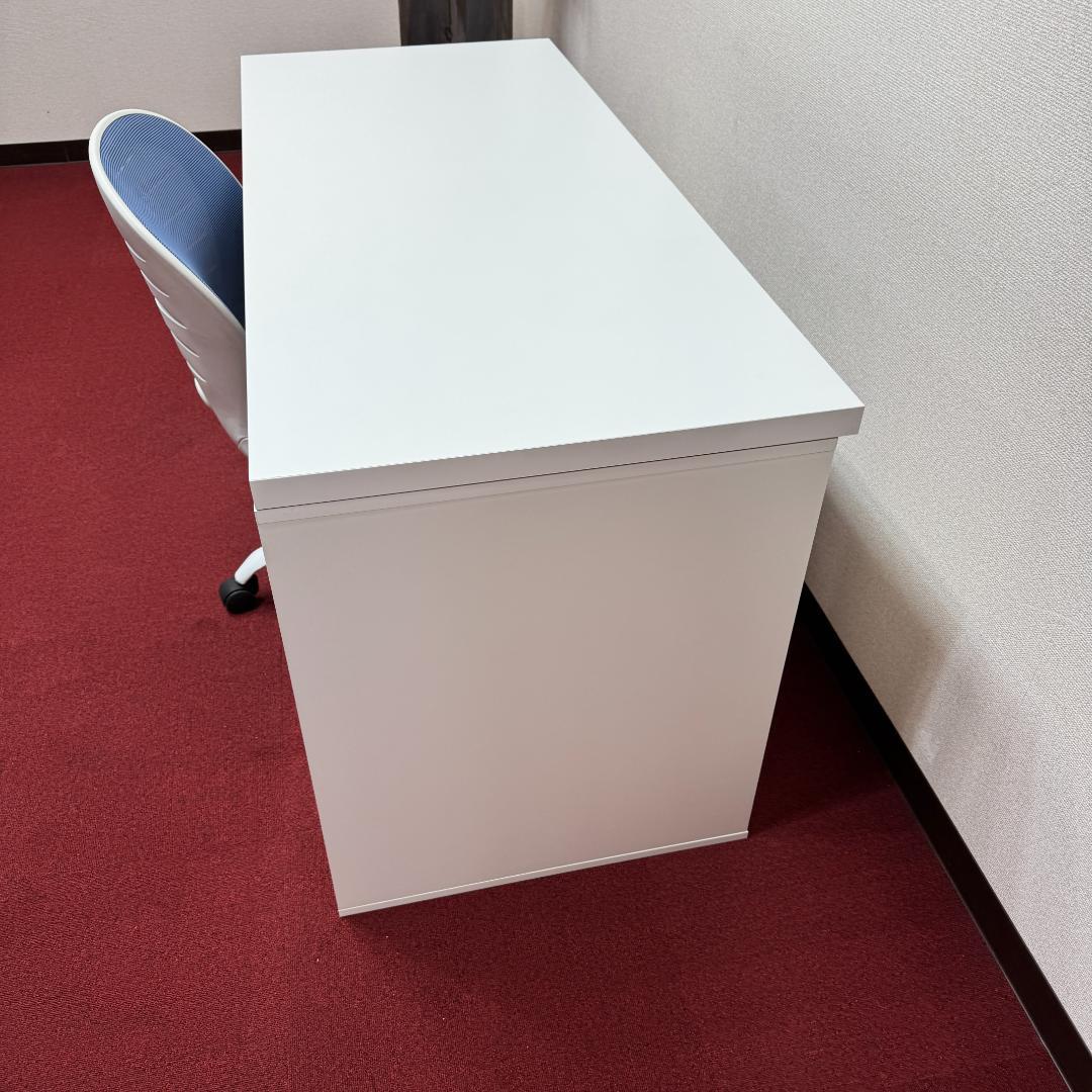 東京23区送料無料　超美品IKEAラグカプテン / ALEX ＋椅子＋ワゴンx2