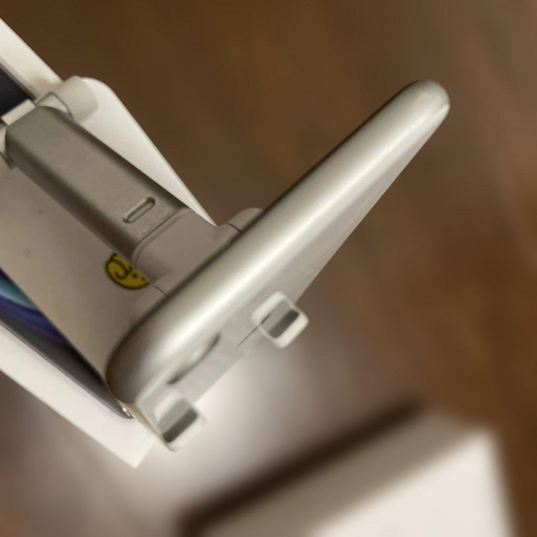 携帯電話本体 iPhoneSE 128G