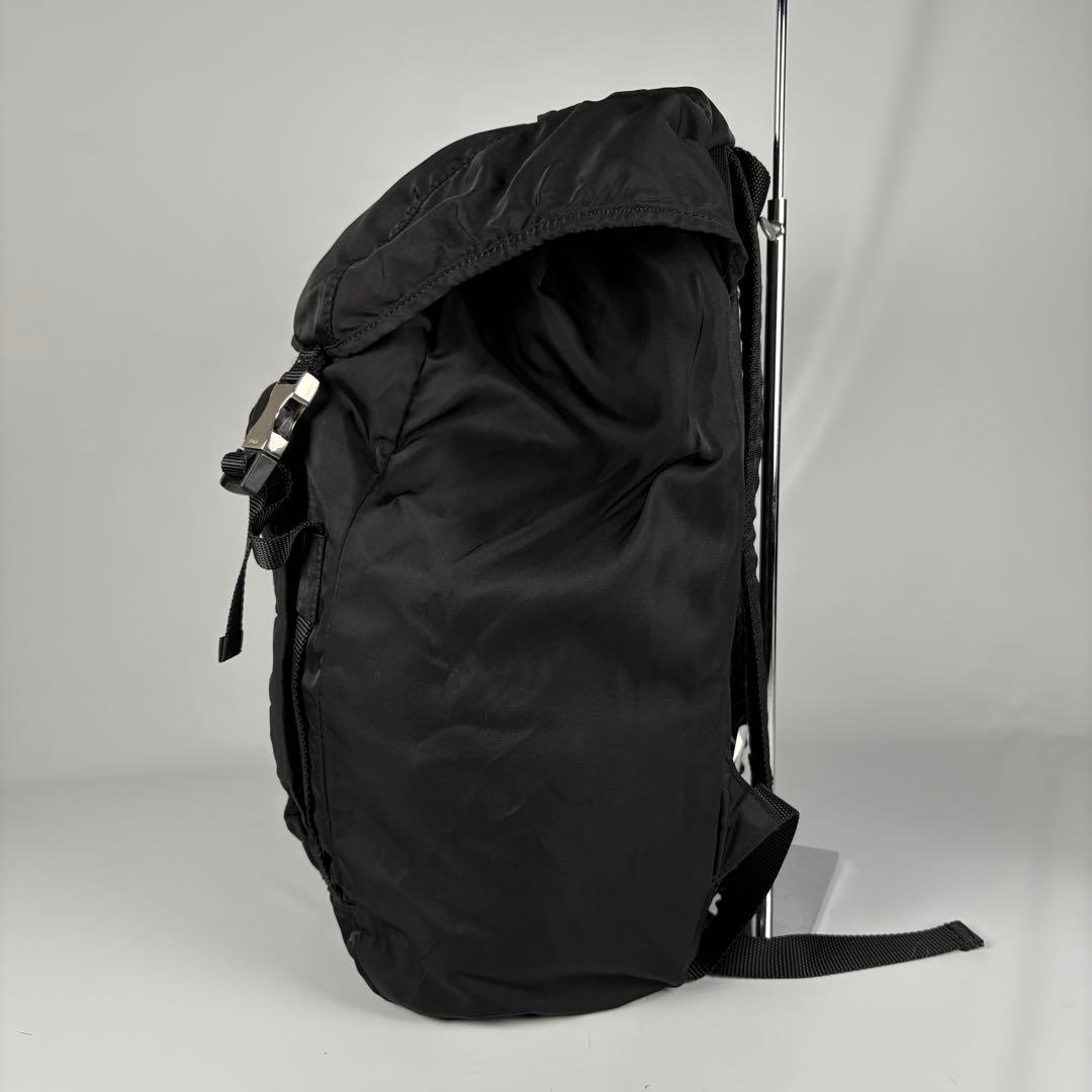 PRADA プラダ V135 三角ロゴ　リュック バックパック 黒　大容量