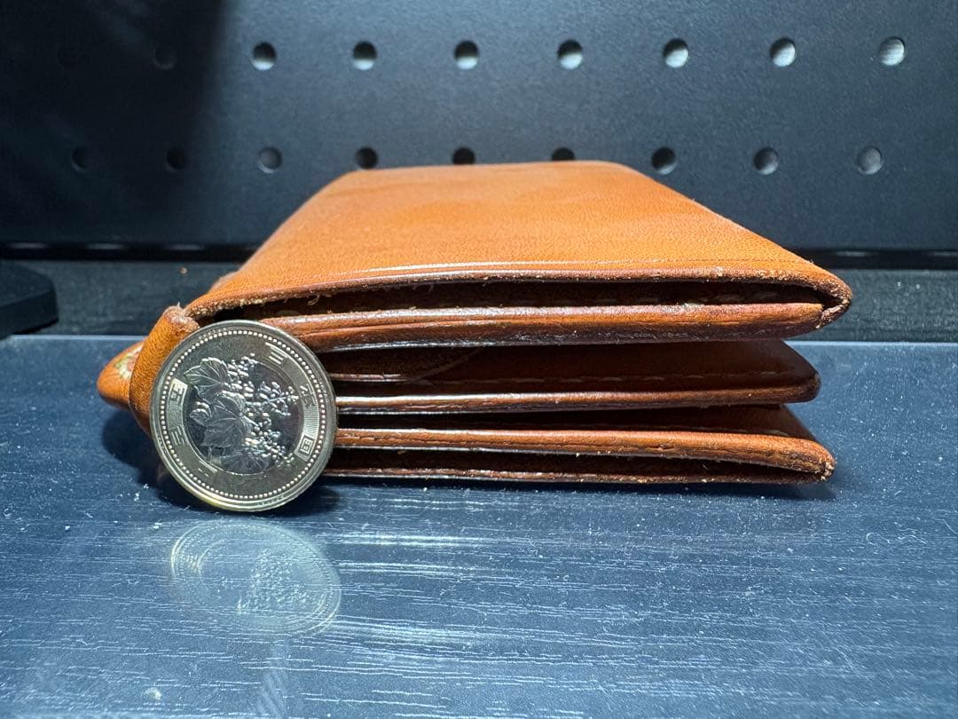 C・A・P ミドルサイズ 革財布