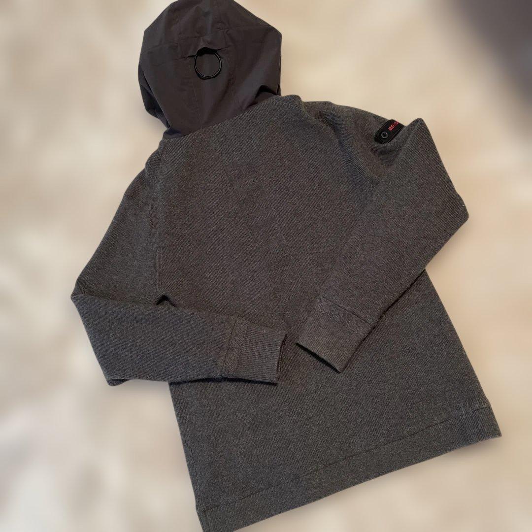 ブリーフィングフード付きセーター